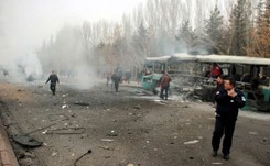 Turcja: W zamachu bombowym w Kayseri zginęło 13 żołnierzy, 48 rannych