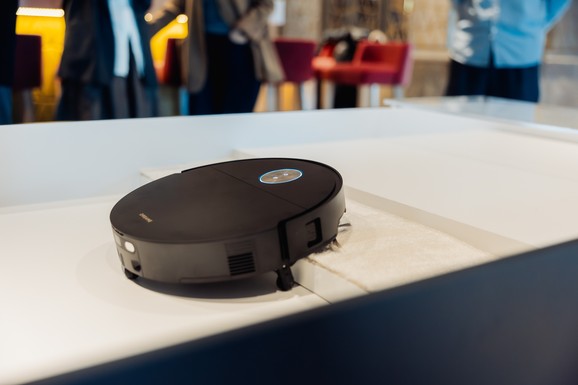 Robot i usisivač u jednom: Stigao je jedan od najzanimlkjivijih kućnih aparata