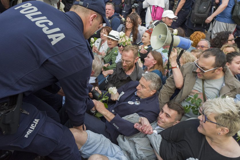 Wulgarna wypowiedź naukowca z UJ o Frasyniuku. Chcą go odwołać