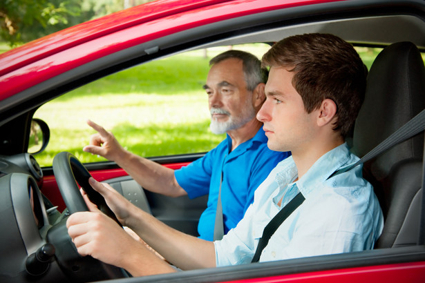 W przypadku samochodów z autopilotem prawdopodobieństwo wypadku powinno być o wiele mniejsze