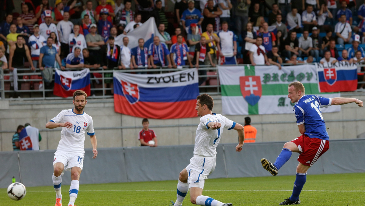 Reprezentacja Liechtensteinu sensacyjnie zremisowała ze Słowacją 1:1 (1:0) w meczu grupy G eliminacji piłkarskich mistrzostw świata Brazylia 2014. Niedawni rywale Polaków zdobyli swój drugi punkt w eliminacjach.