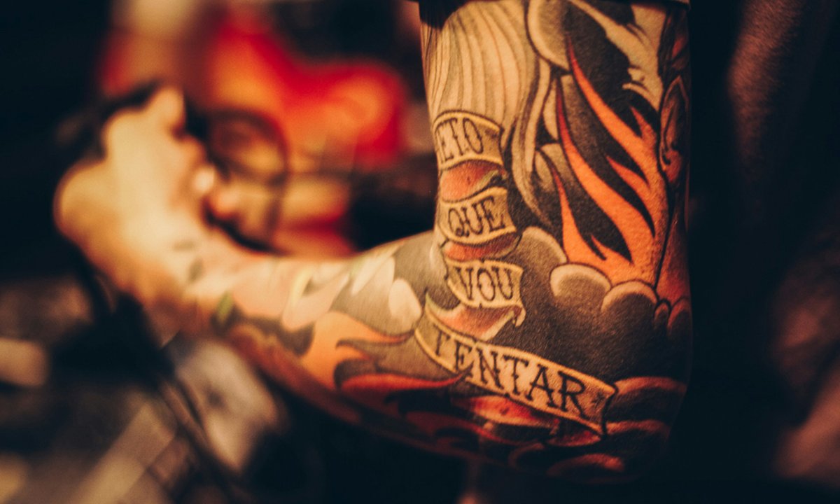 Zbadali związek tatuaży z rakiem skóry. Zaskakujące wnioski badania