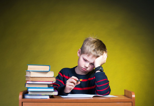 Rodzice uczniów są trochę zdezorientowani, bo nie zostali powiadomieni w szkole, czy muszą kupować podręczniki i inne pomoce edukacyjne.