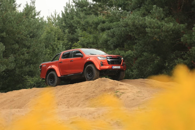 Isuzu D-Max Arctic Truck AT 35 (2022 r., 3. generacja)