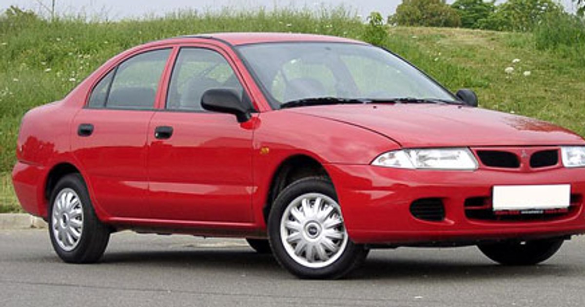 Mitsubishi carisma фото