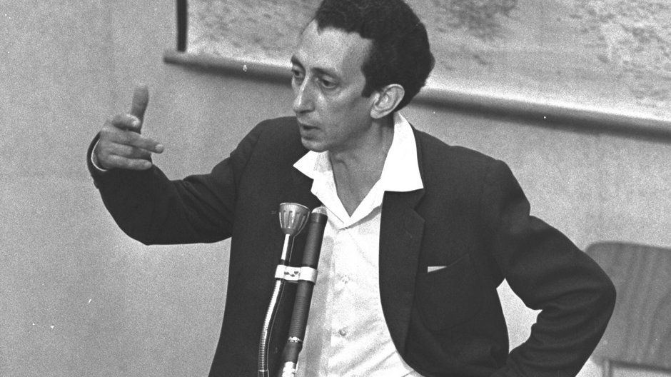 Aba Kowner podczas procesu Adolfa Eichmanna (1961)