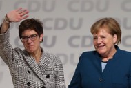 Annegret Kramp-Karrenbauer, Angela Merkel