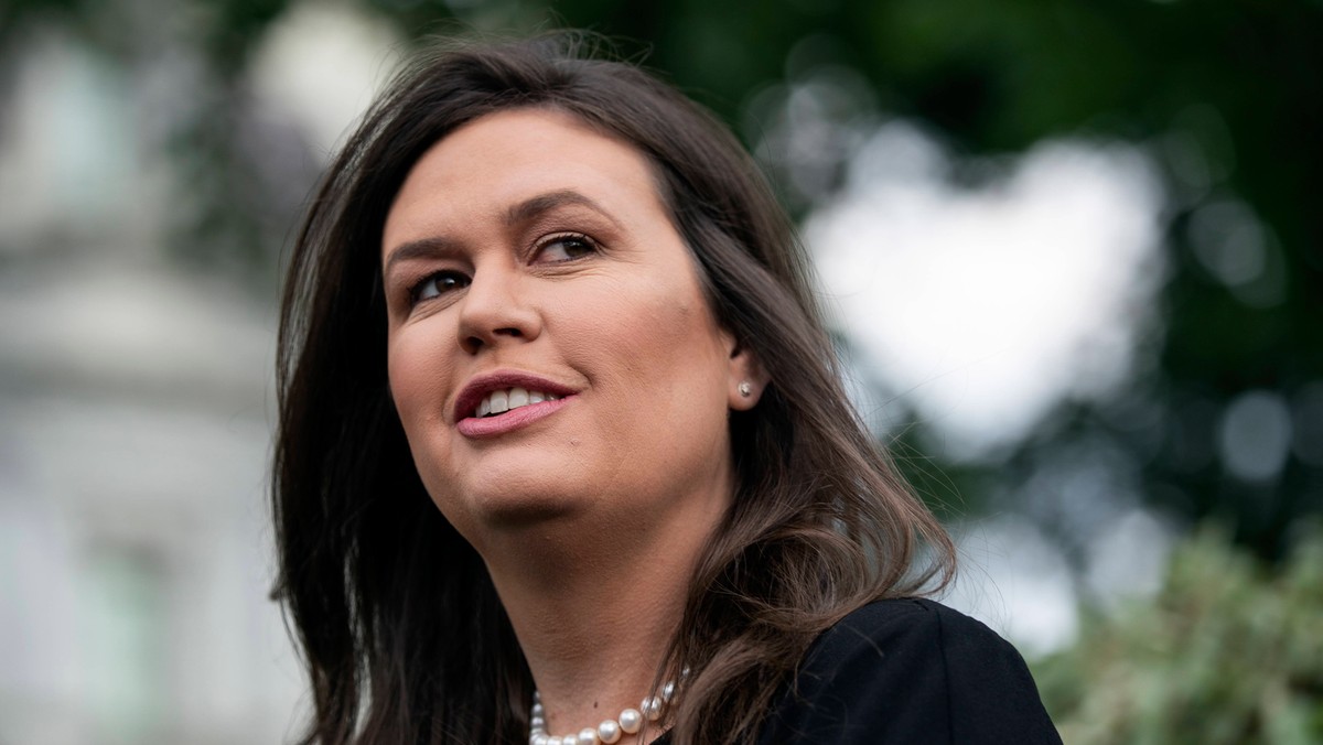 Sarah Sanders, rzecznik prasowa Białego Domu, z końcem czerwca opuści swoje stanowisko - poinformował Donald Trump na Twitterze. Sanders u boku obecnego prezydenta USA pracowała ponad trzy lata. 