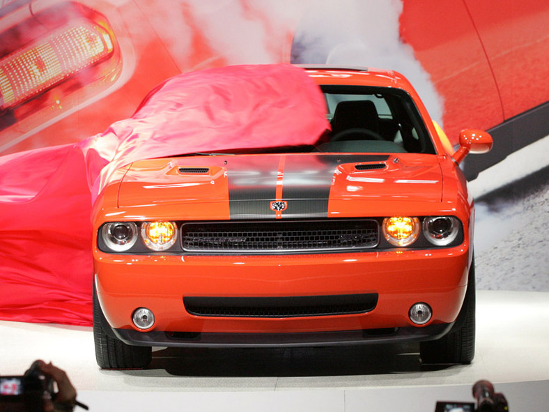 Chicago 2008: Dodge Challenger SRT8 w akcji (video)