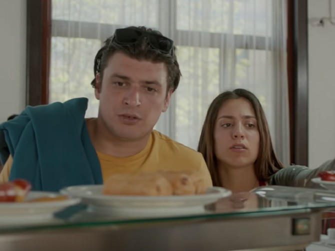 Andrija Kuzmanović i Miona Marković u seriji "Jutro će promeniti sve"