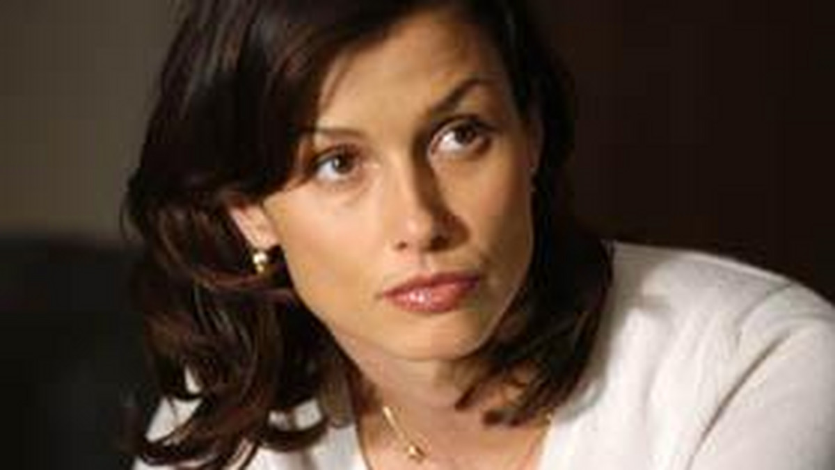 Bridget Moynahan ma romans z reżyserem Josephem "McG" McGintym Nicholem.