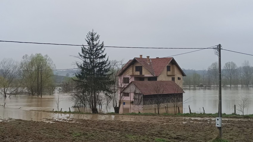 Izlila se reka Jadar kod Loznice