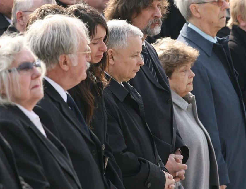 trumna, kaczyński, powitanie,