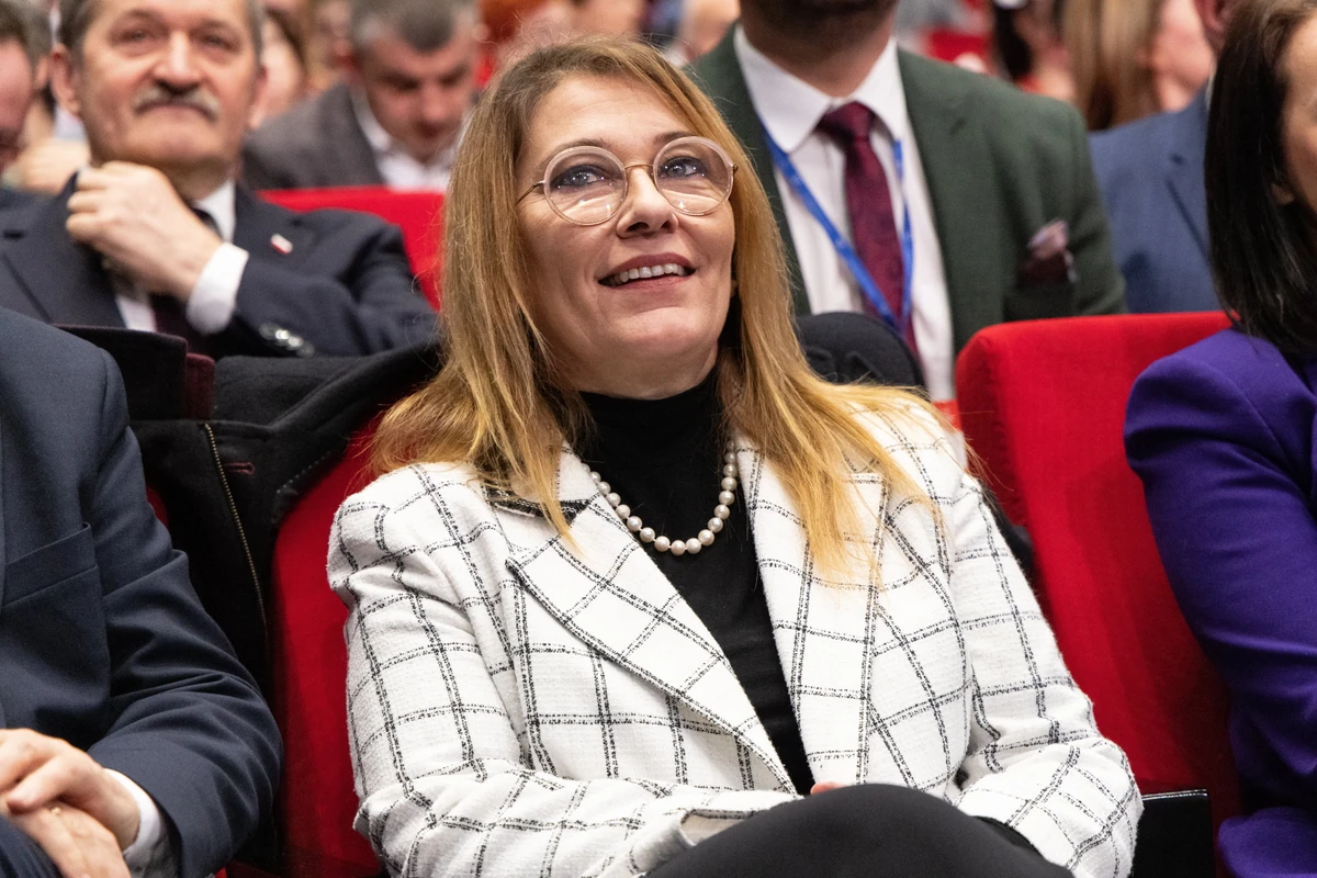 Beata Mazurek z PiS ma nową pracę. "Poniżej aspiracji"