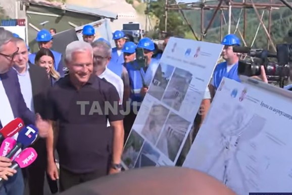 "Ovo nam je jedan od najvažnijih projekata na nivou cele Srbije, rešavamo problem pijaće vode"! Vučić obilazi radove na brani "Svračkovo" na Velikom Rzavu