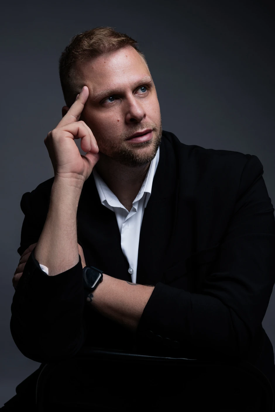 Deca iz spektra autizma nas uče da svet može biti bogatiji, raznovrsniji i lepši, ako smo spremni da se menjamo zajedno sa njima, kaže Vanja Tolj