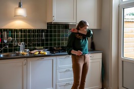 Doktori upozorili da OVAJ PREDMET u kući može da nas UBIJE U SEKUNDI i svi su SKAMNJENI OD ŠOKA: Nikad ne bismo posumnjali da je TAKO OPASAN