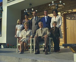 Była synową Edwarda Gierka i świetną lekarką. "Tata pilnował jej, by nie piła"