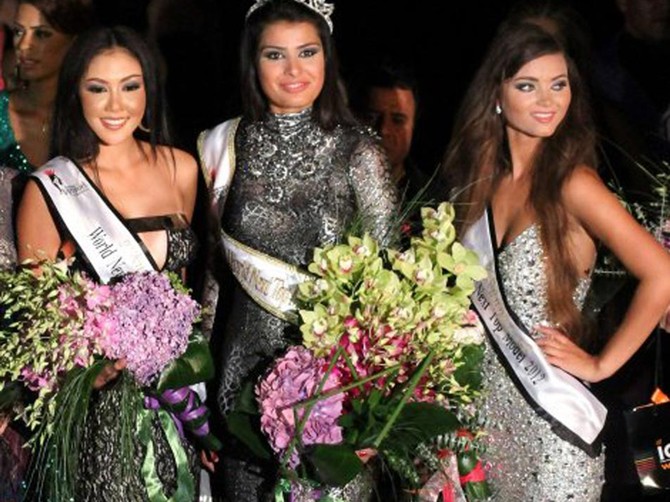 28210_260294_miss-02-afp-anwar-amro_ff
