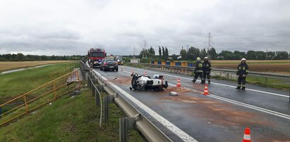 Groźny wypadek na obwodnicy. Policjant w szpitalu