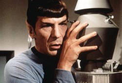 Spock ze "Star Treka" jest poważnie chory: Rzuciłem palenie za późno
