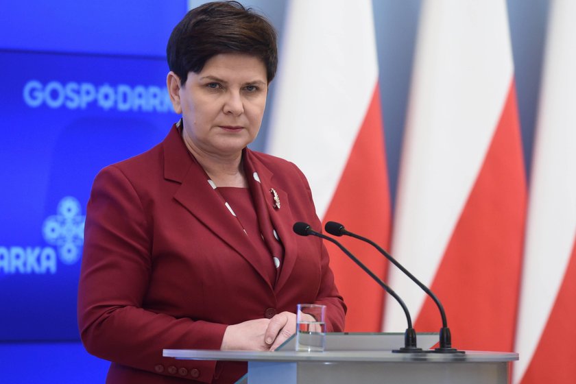 Rząd Szydło ma problem z uchem. Z "Uchem prezesa"