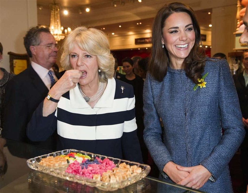 Kate, Camilla, Elżbieta II Fortnum And Mason