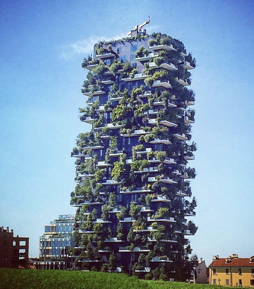 Mediolan - budynek Eco
