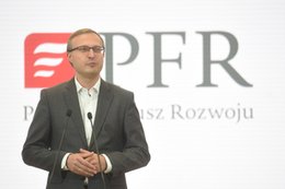 Pieniądze dla firm od PFR mają popłynąć za kilka dni, ale znajdą się pod lupą służb specjalnych