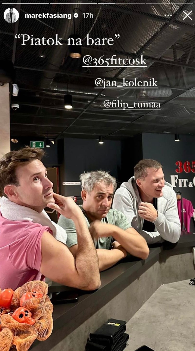 Herec Marek Fašiang strávil piatkový večer s Jánom Koleníkom a Filipom Tůmom v posilňovni.