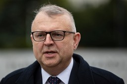 Ujazdowski: Zlikwidować Izbę Dyscyplinarną SN i wstrzymać nabór do KRS