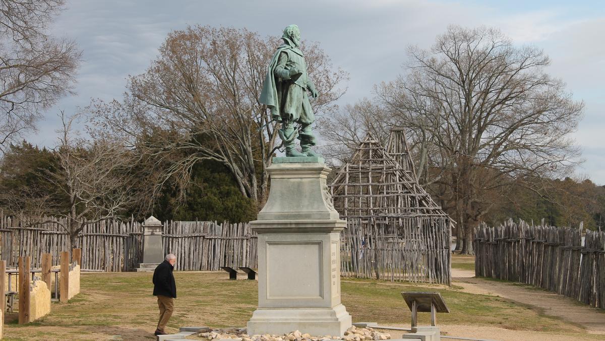 James Fort, pomnik Johna Smitha - pierwszego gubernatora Wirginii