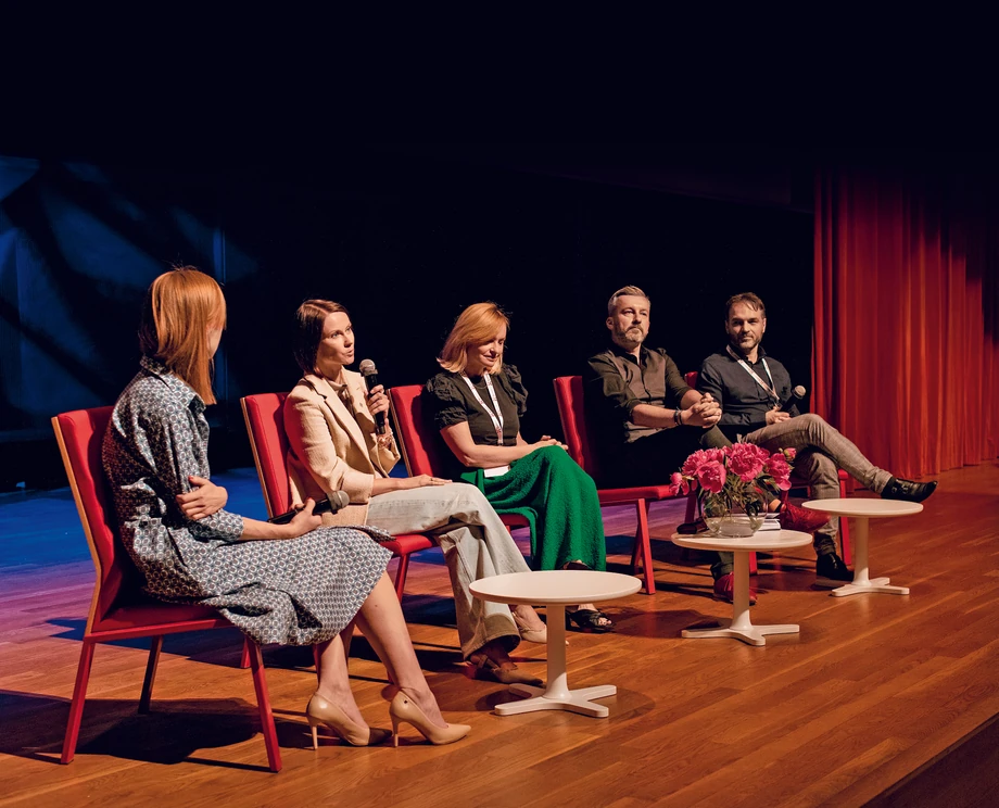 Jak wykorzystać potencjał kobiet w mediach, rozmawiali (od lewej): Agnieszka Filipiak, Aleksandra Danel, Katarzyna Janowska, Krzysztof Skórzyński i Konrad Maj.