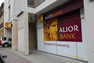 Alior Bank chwali się stutysięcznym klientem