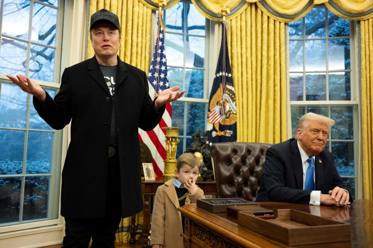 Elon Musk&#39;s boy  at a Conference with Donald Trump. X Æ A-Xii Stole the Show