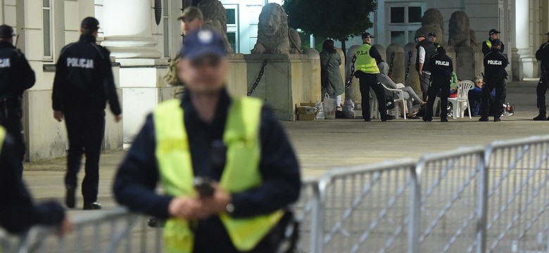 RPO zapytał o karanie za okrzyki "Lech Wałęsa". Policja uważa, że to wykroczenie