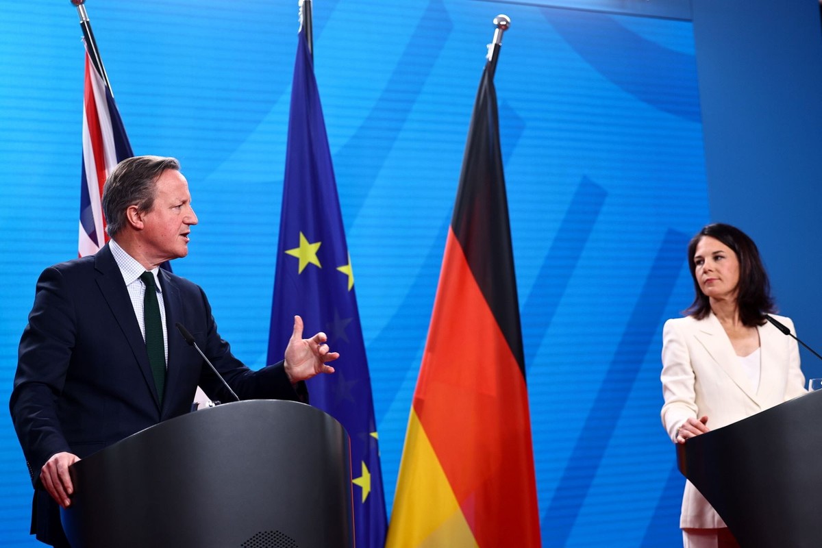 David Cameron i Annalena Baerbock, autor: Filip Singer, PAP/EPA