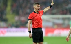 Włoch Orsato sędzią głównym meczu otwarcia, Listkiewicz na VAR