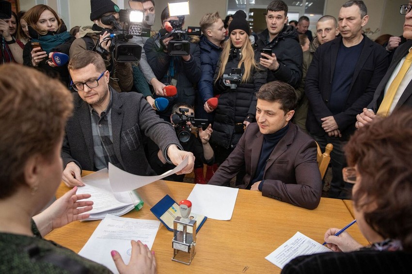Volodimir Zelenski predaje kandidaturu CIK za predsedničke izbore u Kijevu 2019.