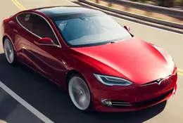 Jego Tesla Model S ma już prawie 2 mln km przebiegu. Co z akumulatorem?