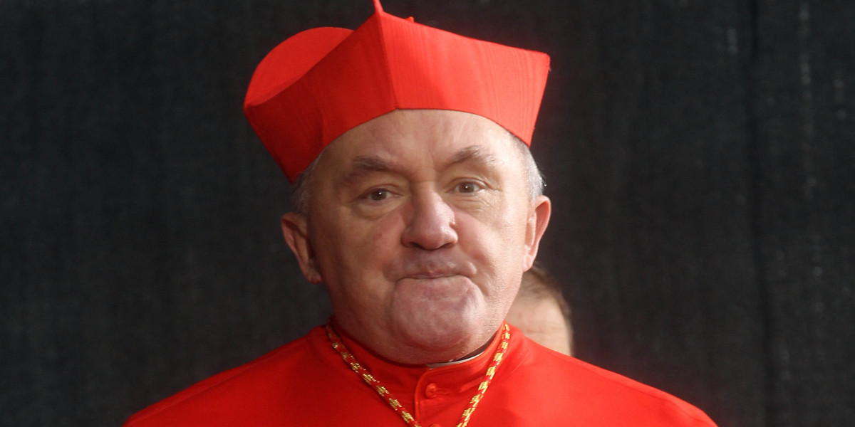 Wśród biskupów, którzy dołożą się na utrzymanie uchodźców, jest m.in. kardynał Kazimierz Nycz, poinformowała "Gazeta Wyborcza" 