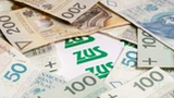 ZUS wypłaca podwójne emerytury dla 360 tys. osób. Uwaga: to nie żart. Jakie warunki trzeba spełnić?