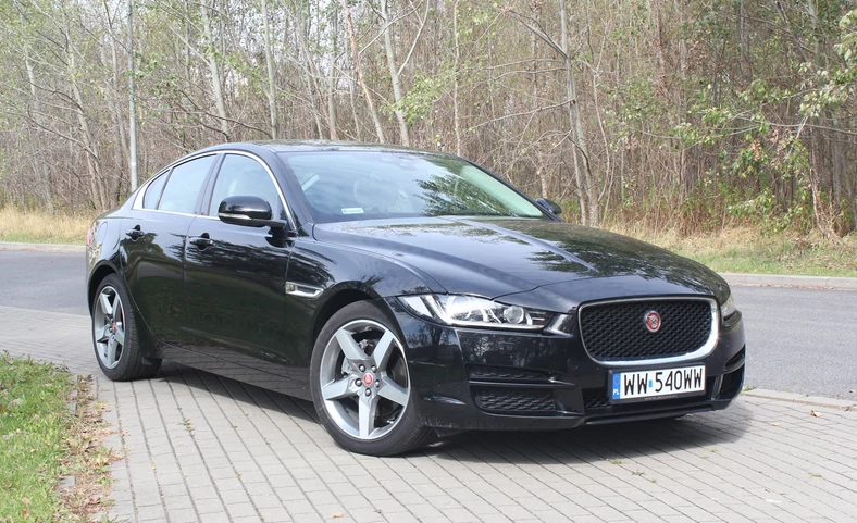 Jaguar XE