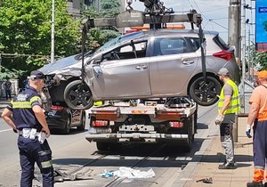 Prevrnut automobil u Požeškoj kod Doma zdravlja