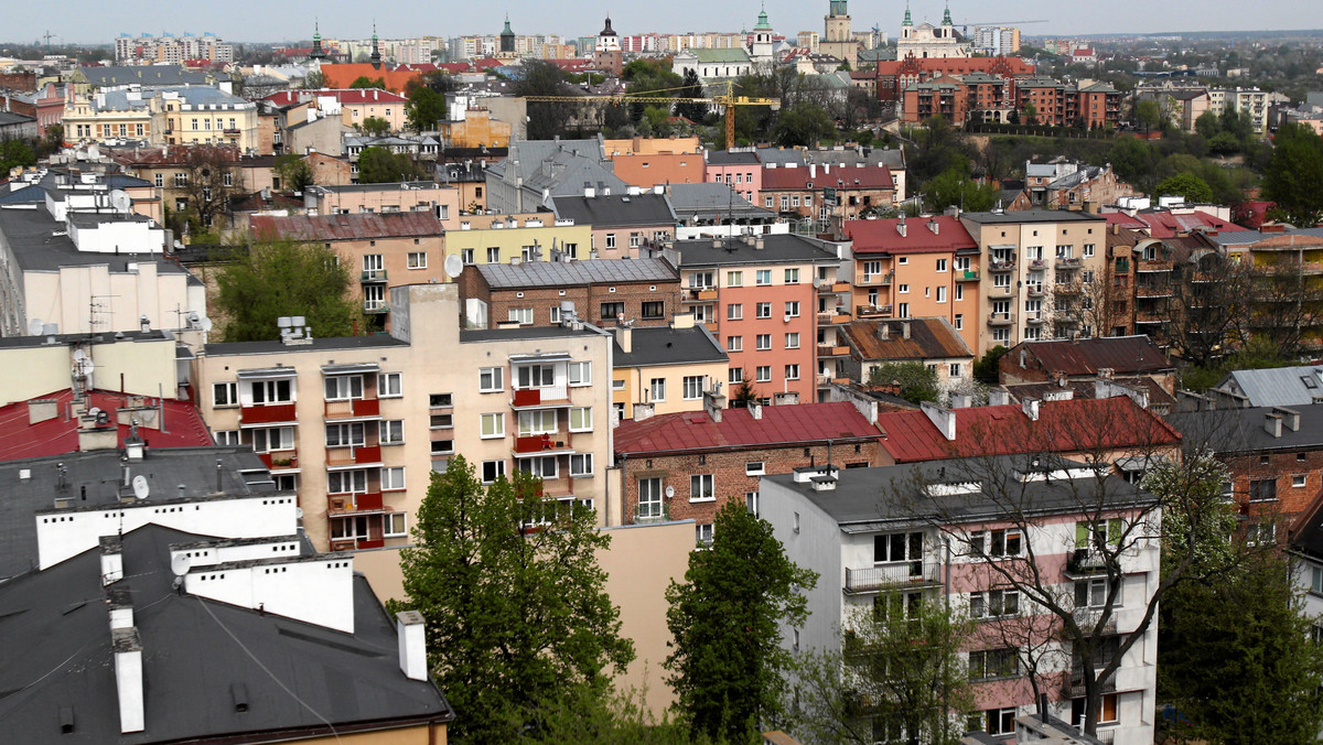 Stworzenie sprawnego układu komunikacyjnego łączącego Lublin i okoliczne gminy jest jednym z celów inwestycji zaplanowanych do 2020 r. przy wsparciu funduszy unijnych. Lubelski Obszar Metropolitalny to w regionie pierwszoplanowy obszar strategicznej interwencji, na którego rozwój przeznaczono 105 mln euro z RPO.