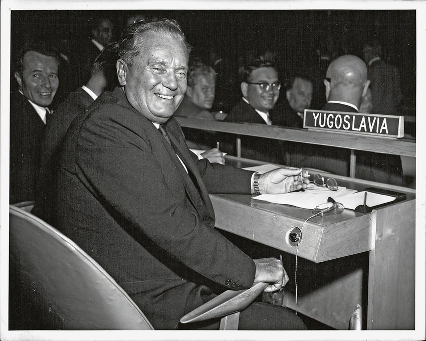 Tito je bio čovek koji je imao mane, ali bio je politički genije. U našoj istoriji to su bili još samo Miloš Obrenović i Nikola Pašić. I kao u umetnosti, neko može da oslika Sikstinsku kapelu, a neko ne može...