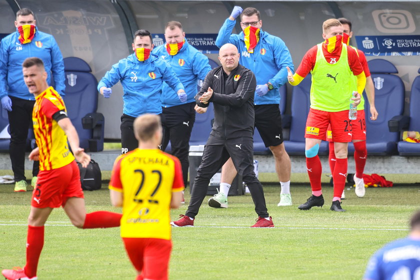  Najpierw kielczanie ograli ŁKS 1:0, a w ostatniej kolejce w niezłym stylu pokonali Wisłę Płock 4:1