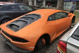 Z rozbitego Lamborghini zginęły koła. Ile mogą kosztować?