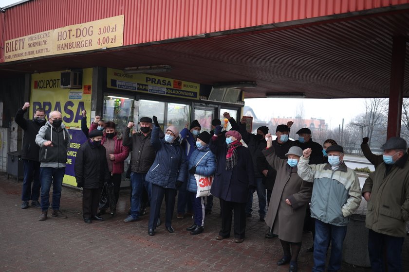 W obronie kioskarzy protestują mieszkańcy osiedla