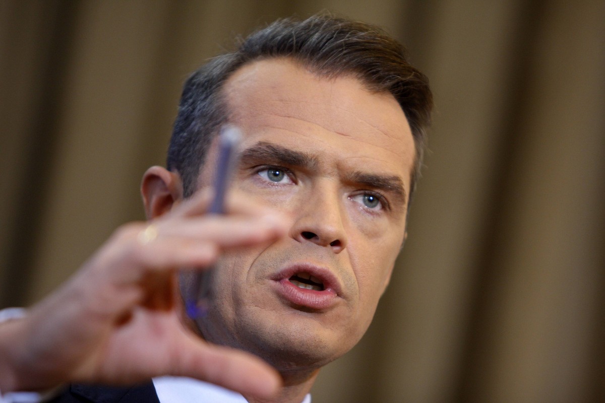 Poseł PiS skarży na auta ITD z fotoradarmi. Policja umywa ręce. Zdecyduje Nowak
